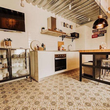 Loft Centrico Con Patio Bodega San Javier Apartman Jerez de la Frontera Kültér fotó