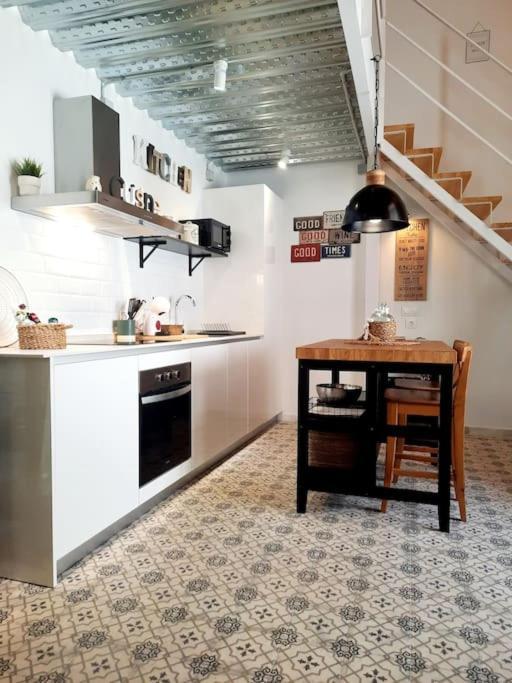 Loft Centrico Con Patio Bodega San Javier Apartman Jerez de la Frontera Kültér fotó