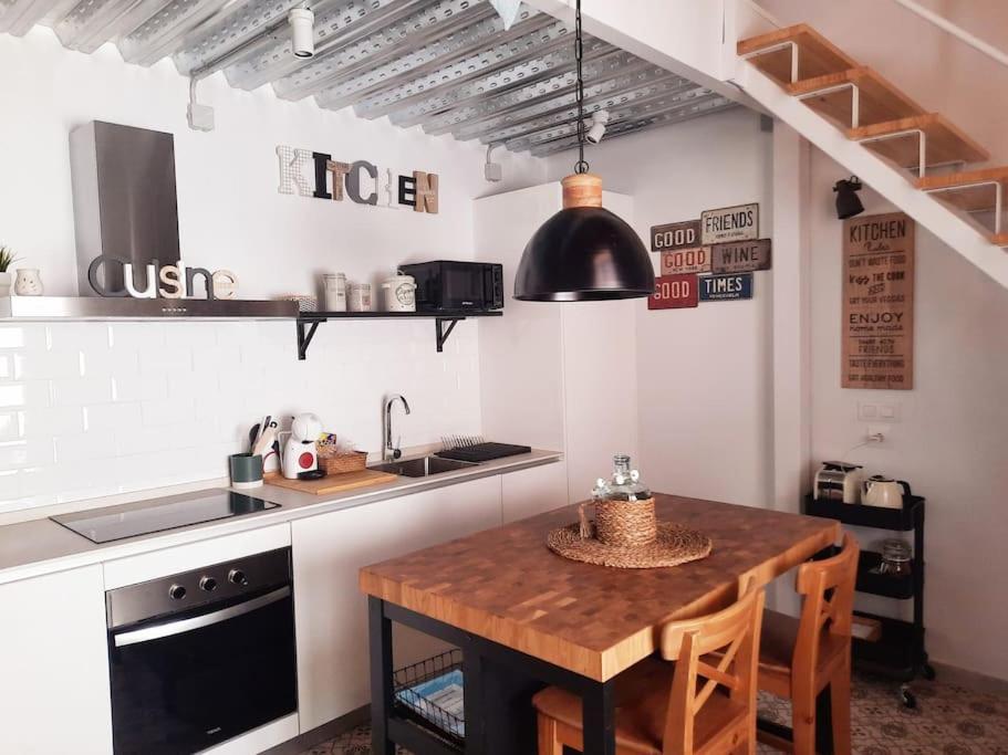 Loft Centrico Con Patio Bodega San Javier Apartman Jerez de la Frontera Kültér fotó